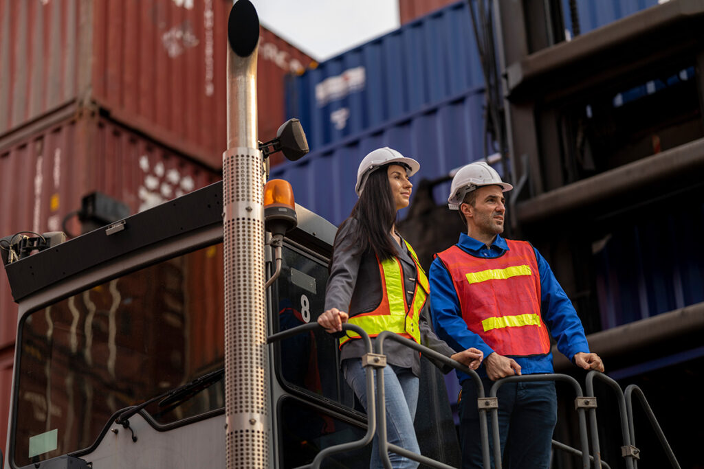 Importação para Indústrias: Como Reduzir Custos e Aumentar a Competitividade